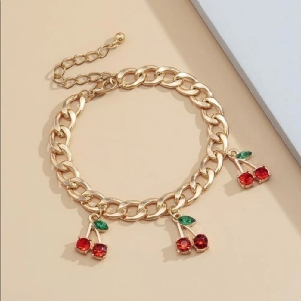 3/$30 💛 Rhinestone Cherry Chain Bracelet